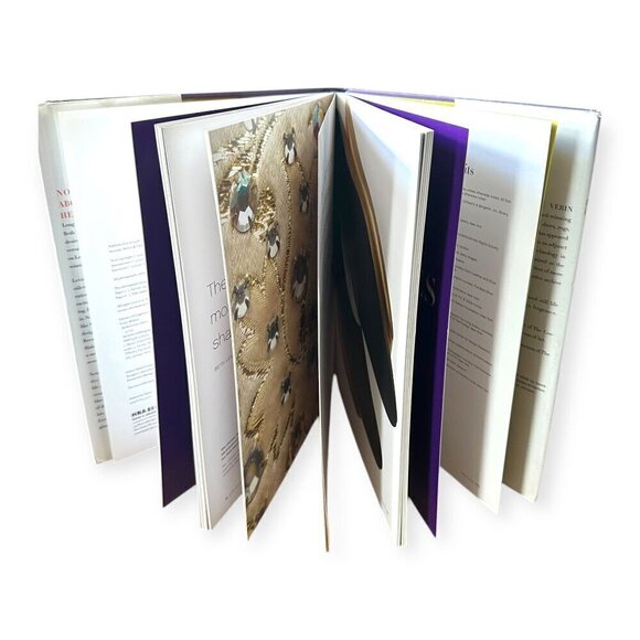 BETH‎ LEVINE SHOES By Helene Verin - Hardcover book - Picture 5 of 8